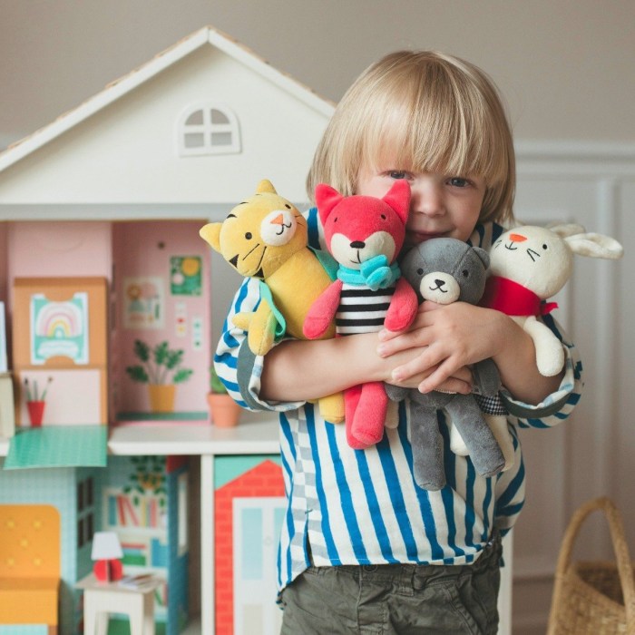 PTC529_PTC530_PTC547_PTC549_LIF_AnimalPlaysetGroupShot_06_HI_617f782d-bd8e-45c5-804f-7a96e6087370_2000x1